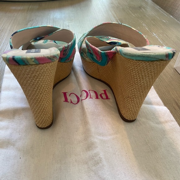 Pucci size 38 blue multi Terry slide in original box - Picture 9 of 11